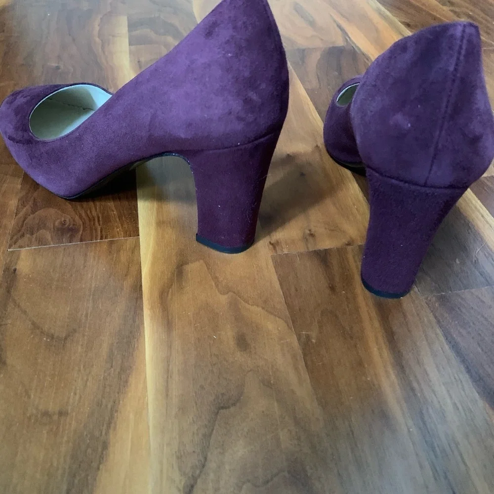 Bruno Magli Paris Suede Block Heel 39.5